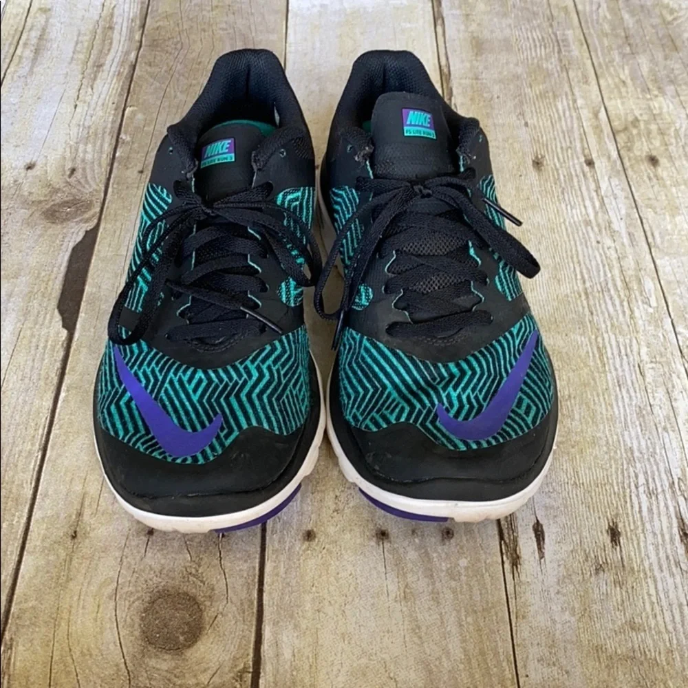 Nike FS Lite Run 3 Sneakers